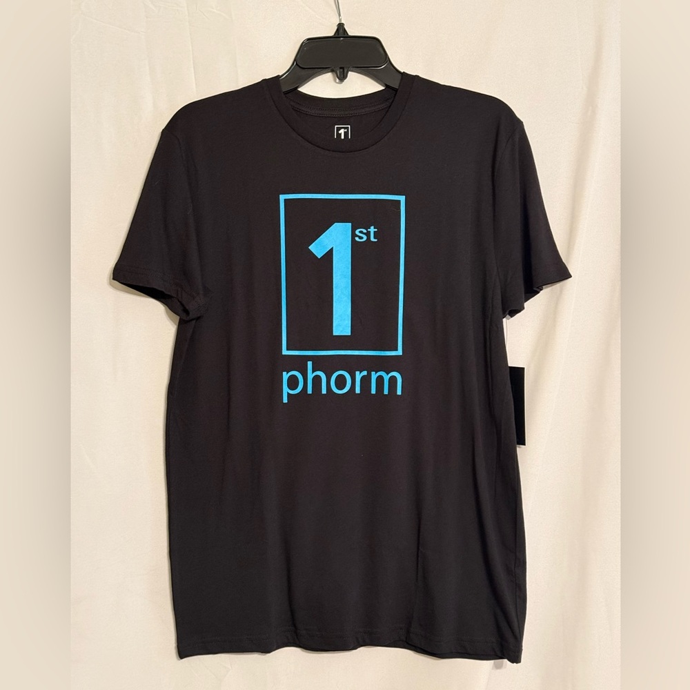 NWT 1st Phorm Black Short Sleeve T-Shirt Size Small
